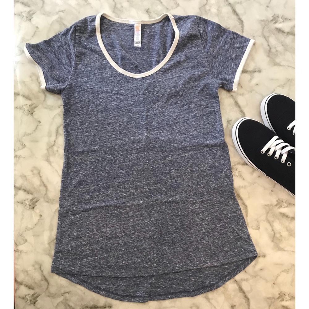 {LuLaRoe} Classic Tee
